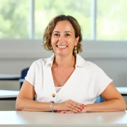 Ana Serra – Portuguese Teacher